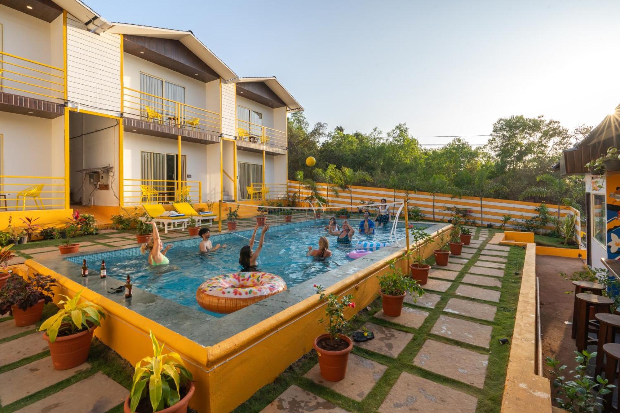 The Social Stays Goa, Morjim Formerly Artbuzz מראה חיצוני תמונה